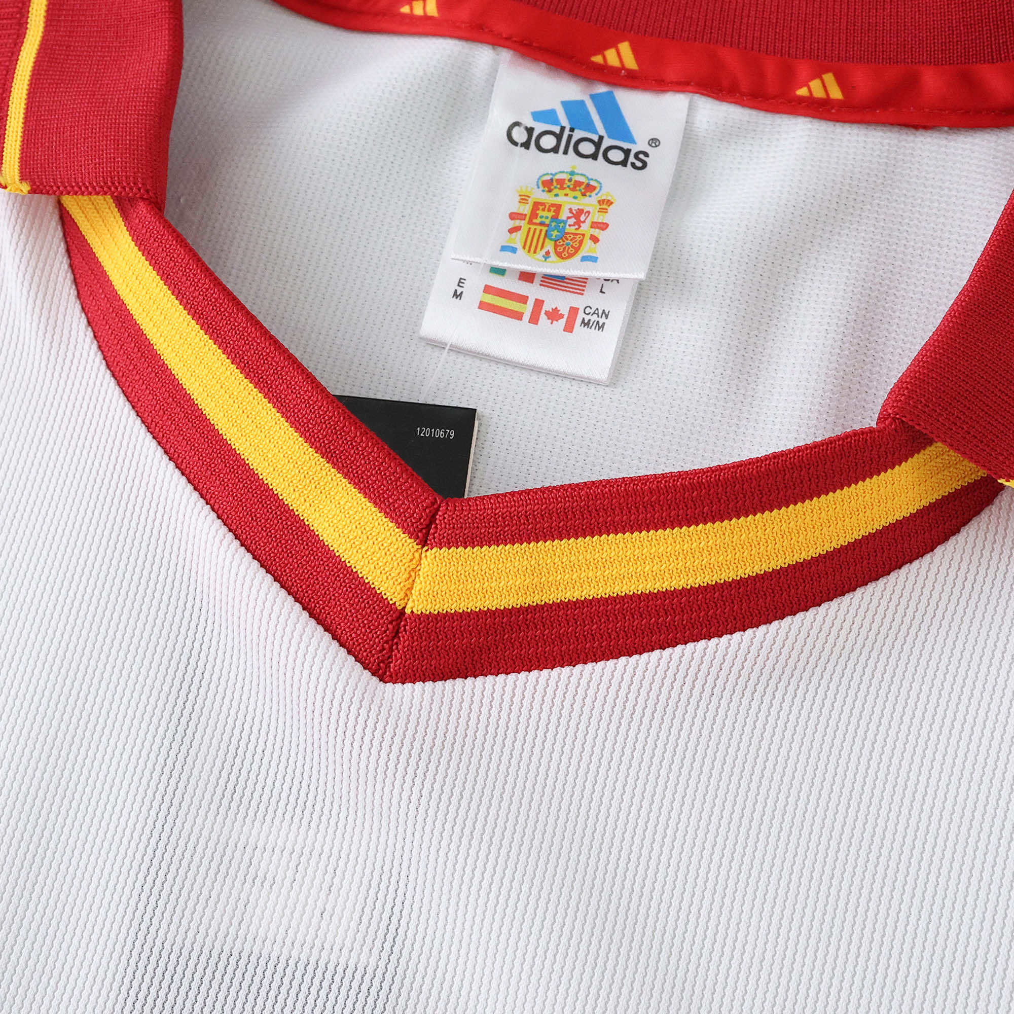 Spain 2000 Retro Away Shirt - View 6