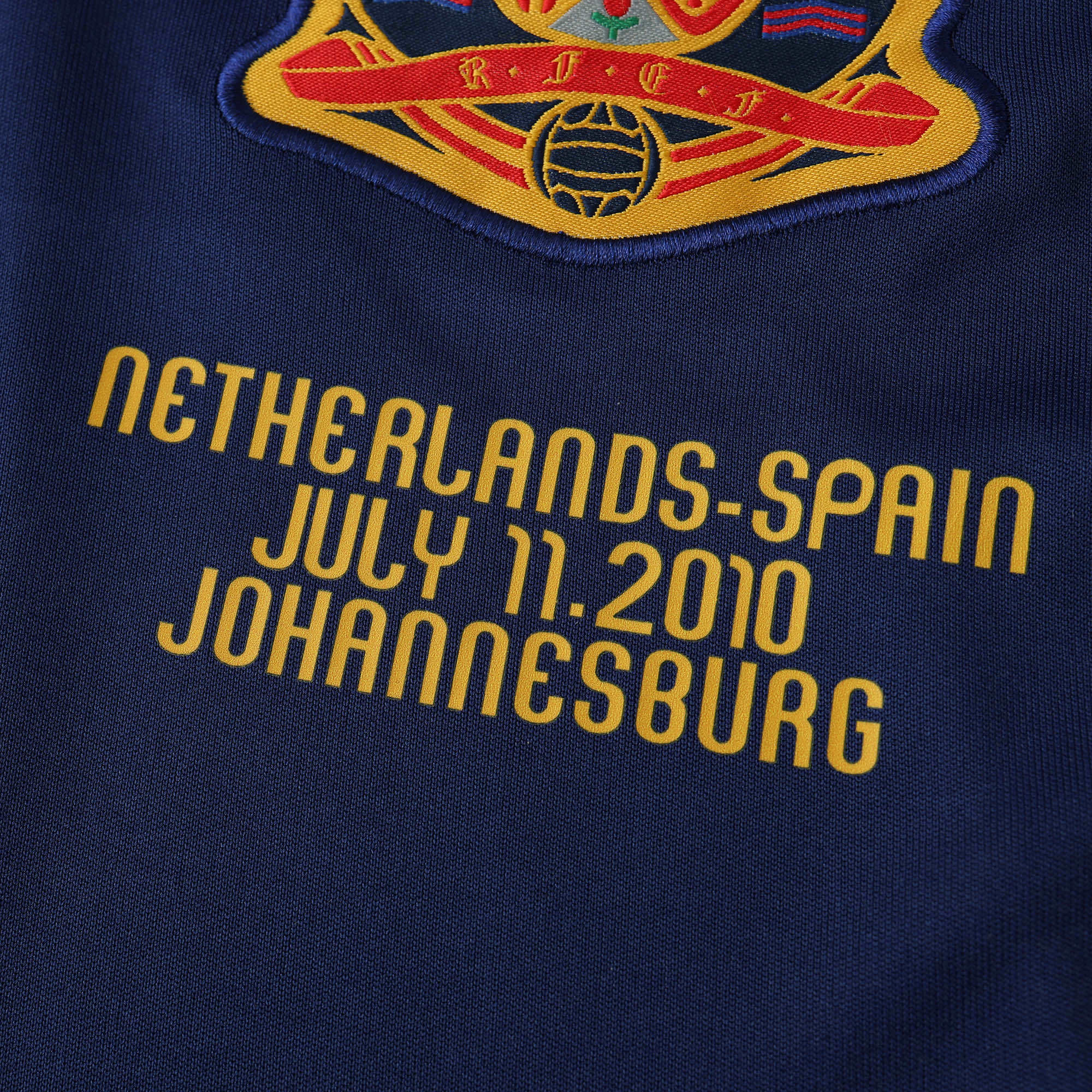 Spain 2010 Retro Away Shirt - View 5