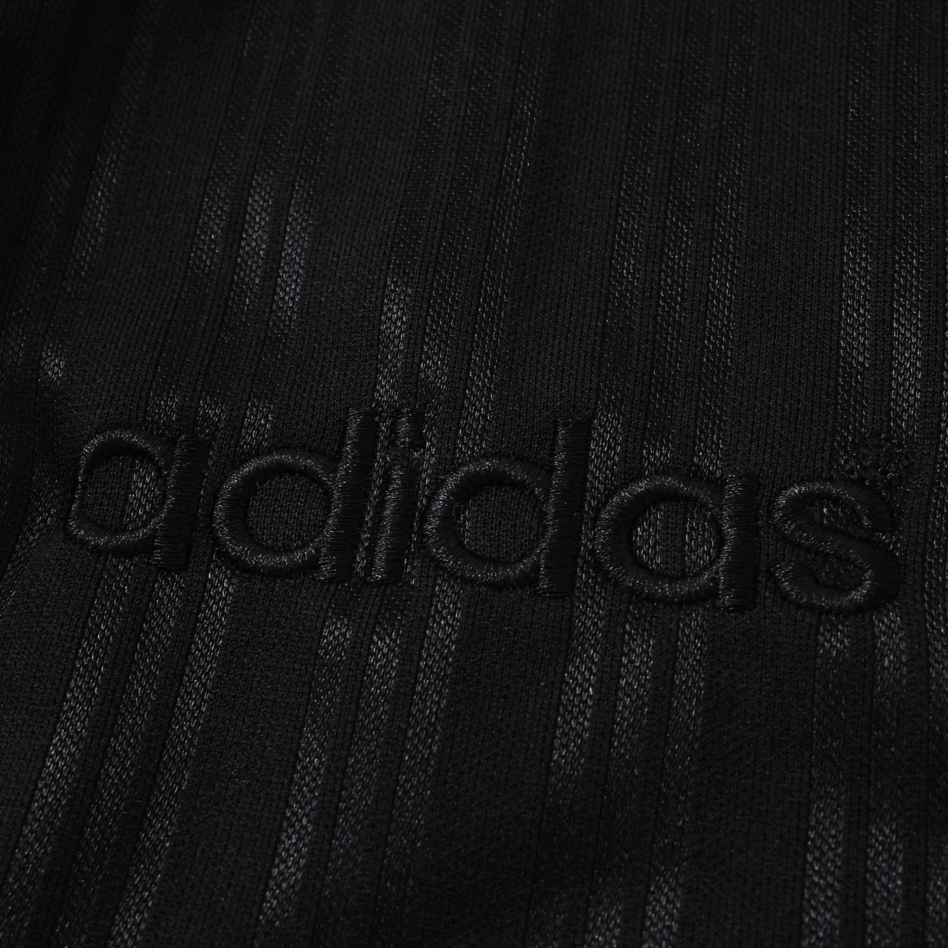 1995 Retro Shirt - View 7