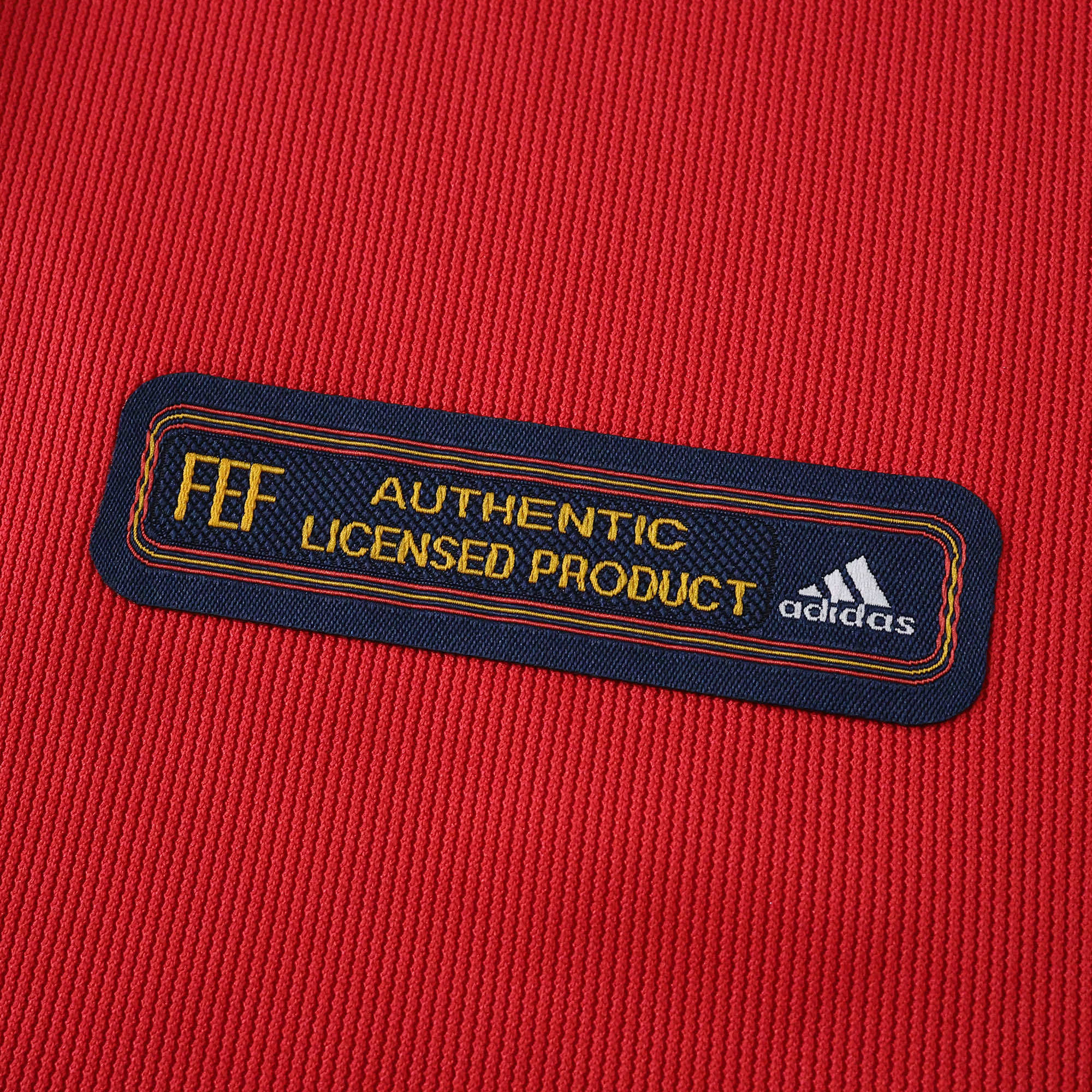 Spain 2000 Retro Home Shirt - View 6