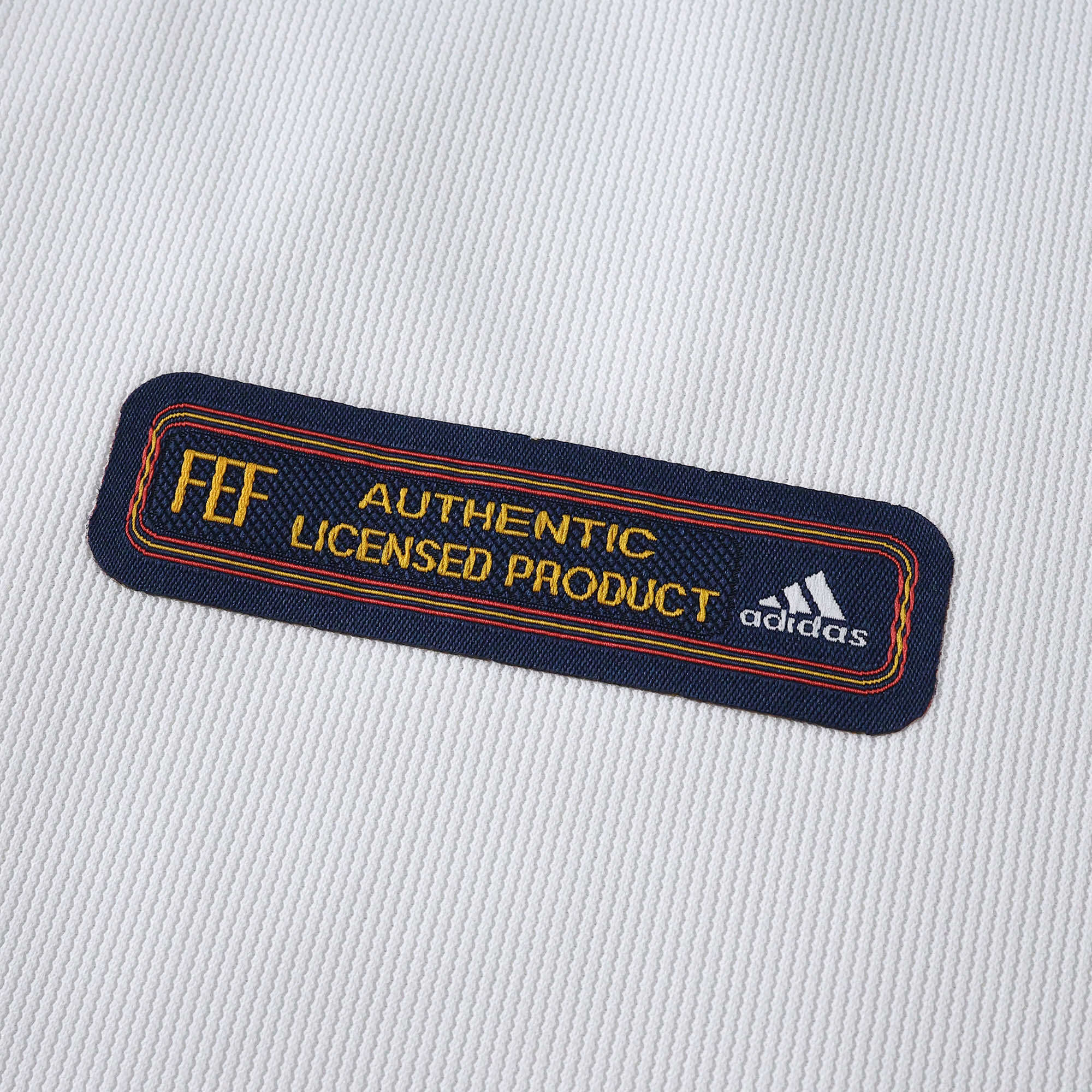 Spain 2000 Retro Away Shirt - View 7