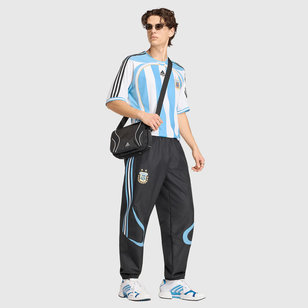 Argentina 2006 Retro Home Shirt - View 3