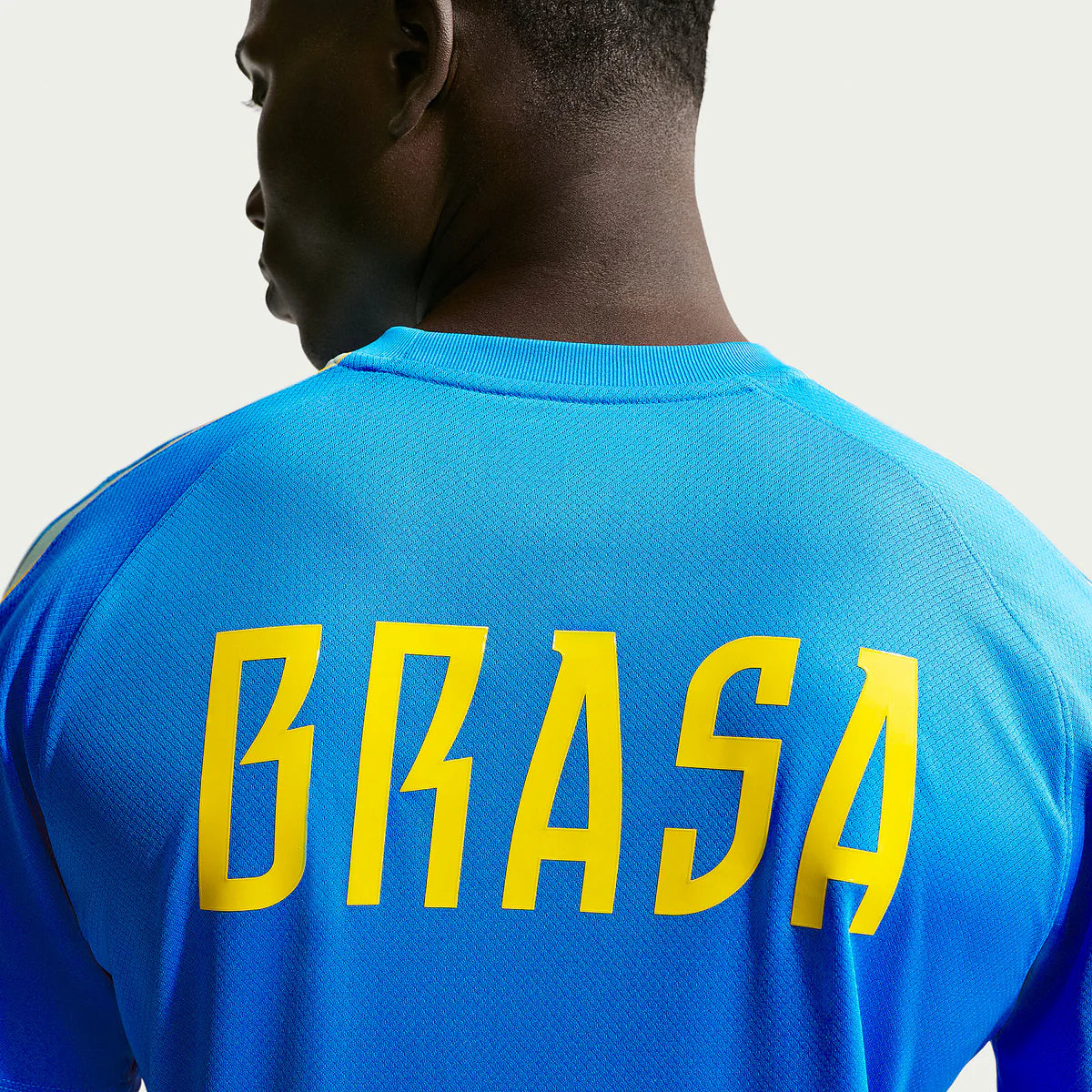 Brazil Top 26/27 Training Shirt - View 6