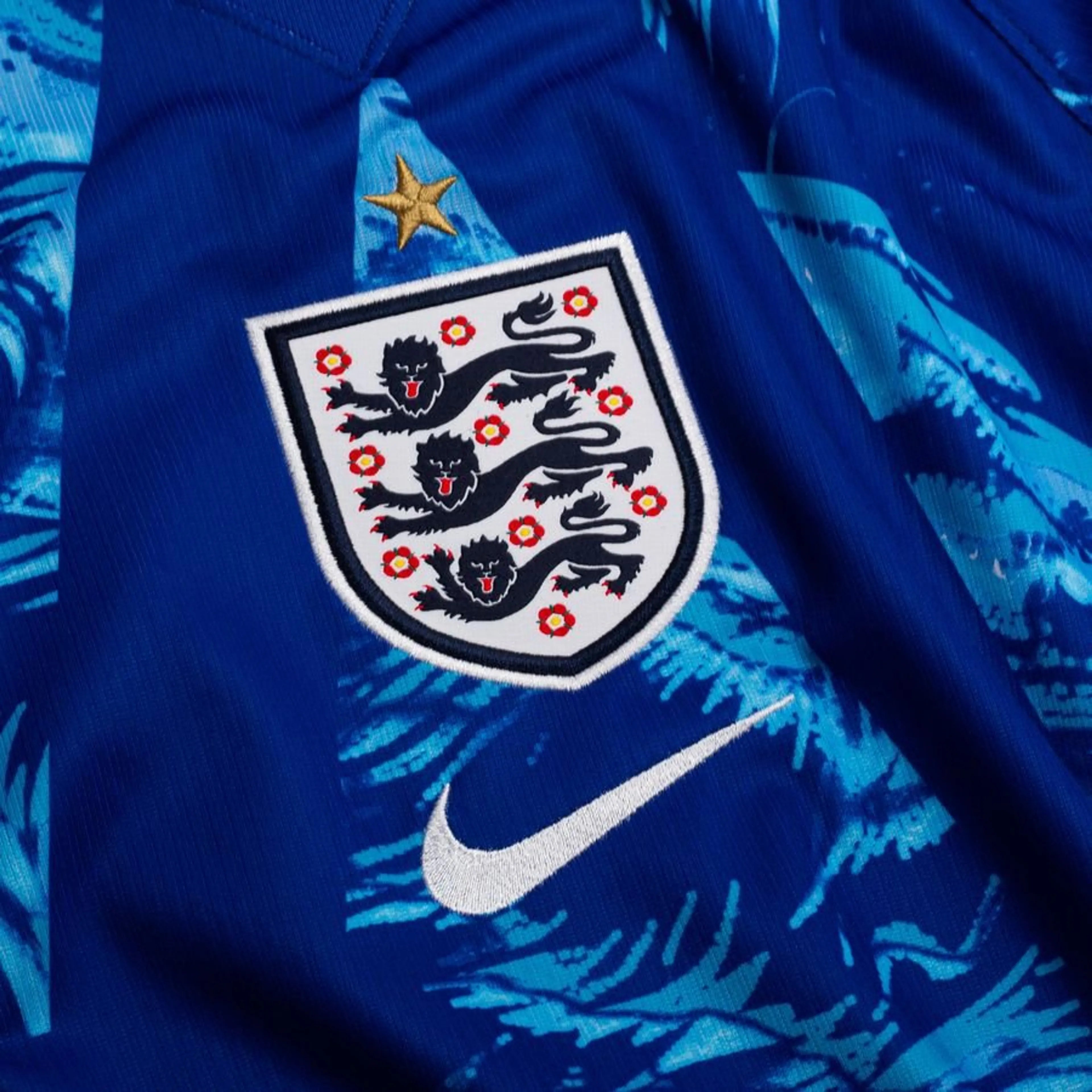 England 2026 National Teams Goalkeeper Shirt - View 3