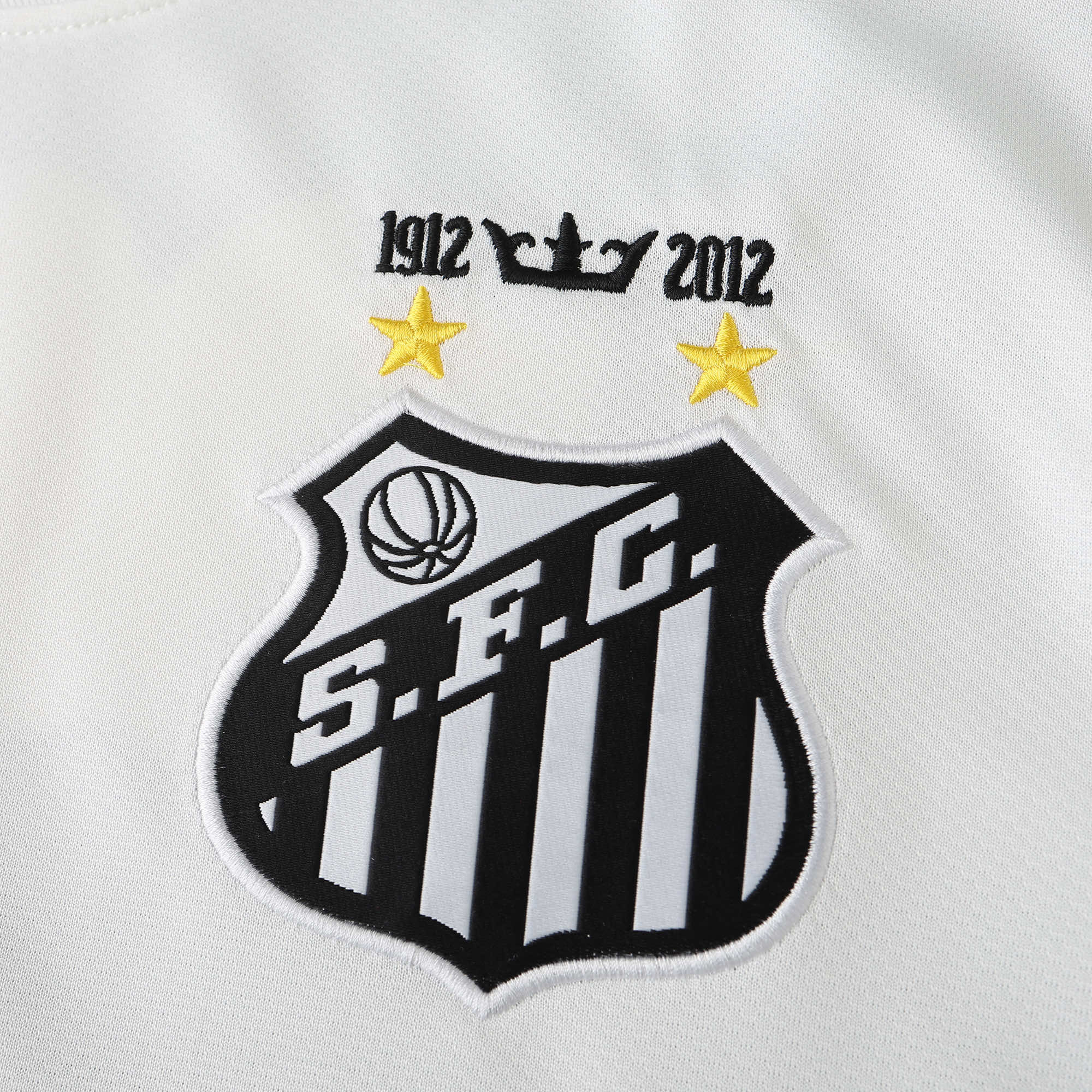 Peixe 2011/12 Retro Home Shirt - View 3