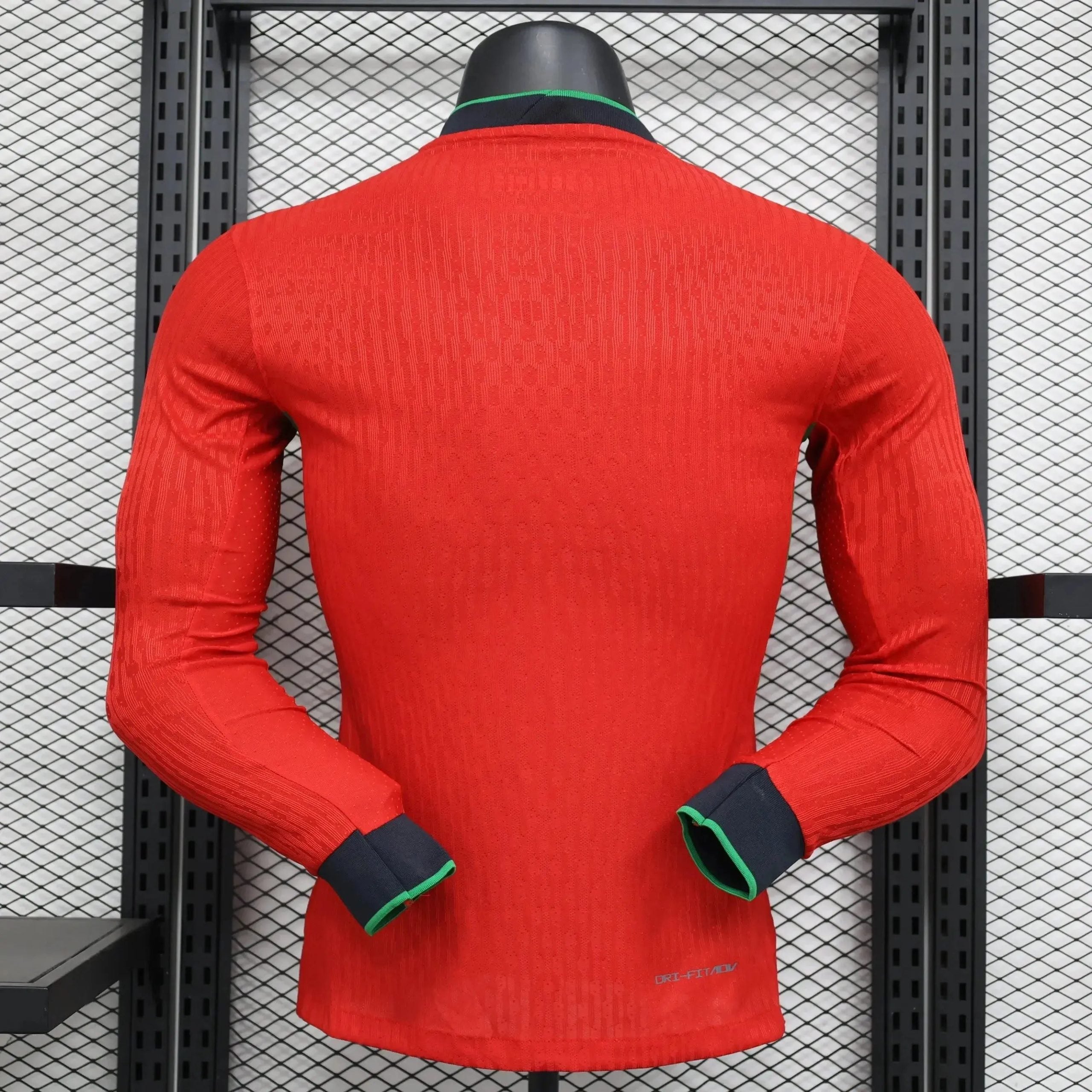 Portugal 24/25 Home Player Shirt - View 8