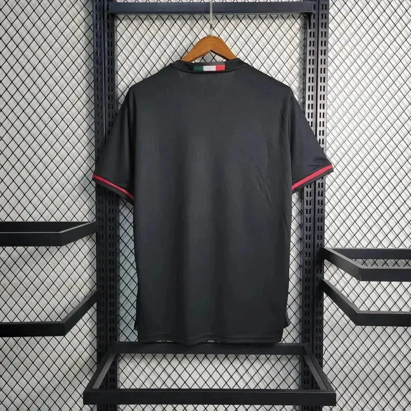 Retro Home 2016/17 Shirt