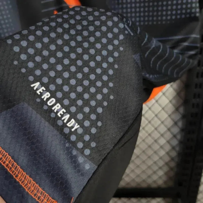 Mexico 24/25 Goalkeeper Shirt - View 6