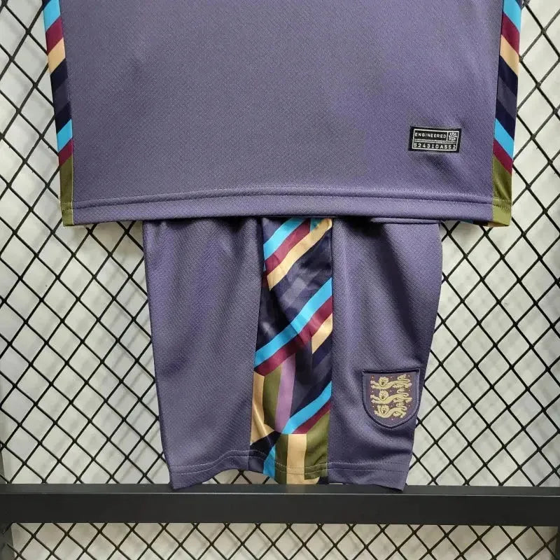 England 24/25 Away Kids Shirt - View 8