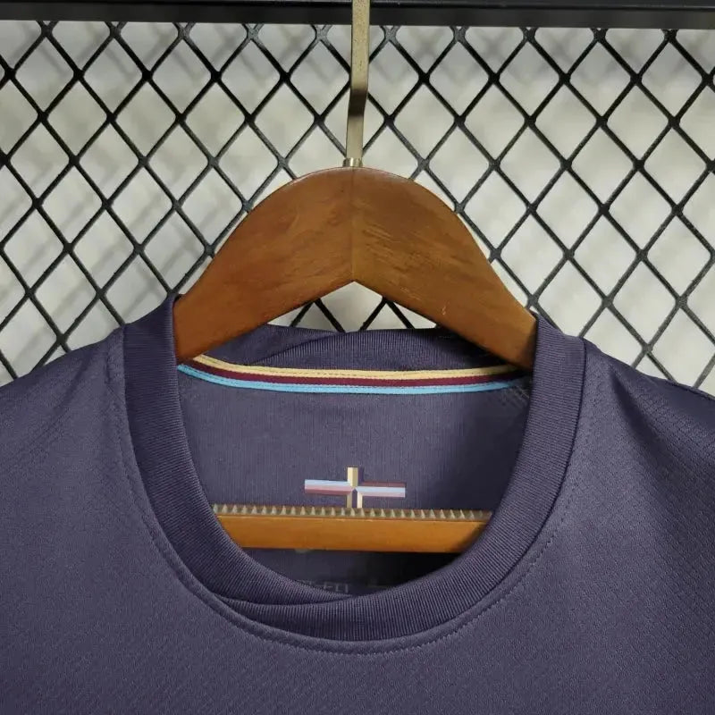 England 24/25 Away Kids Shirt - View 10