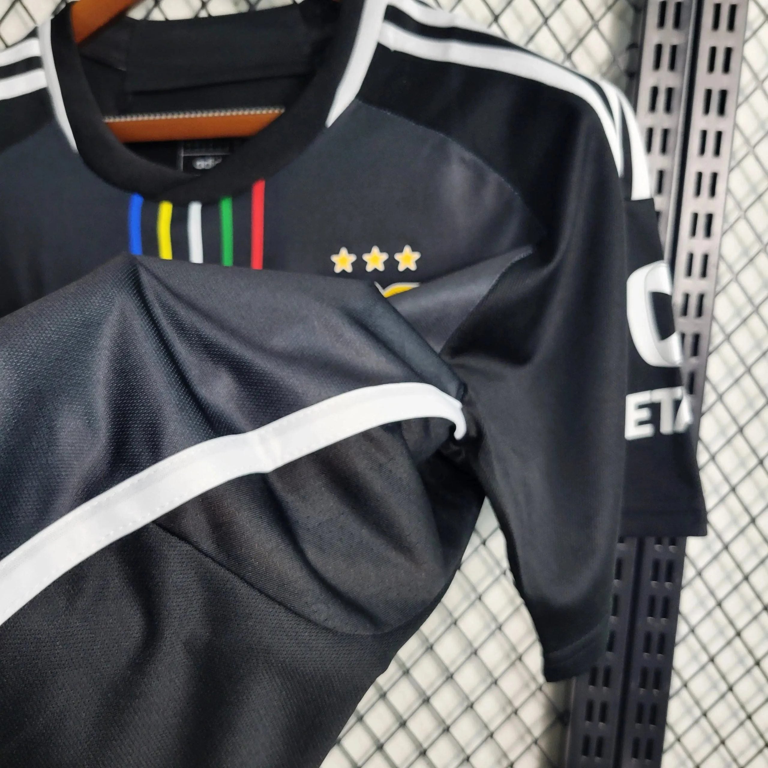 II 23/24 Men’s Shirt