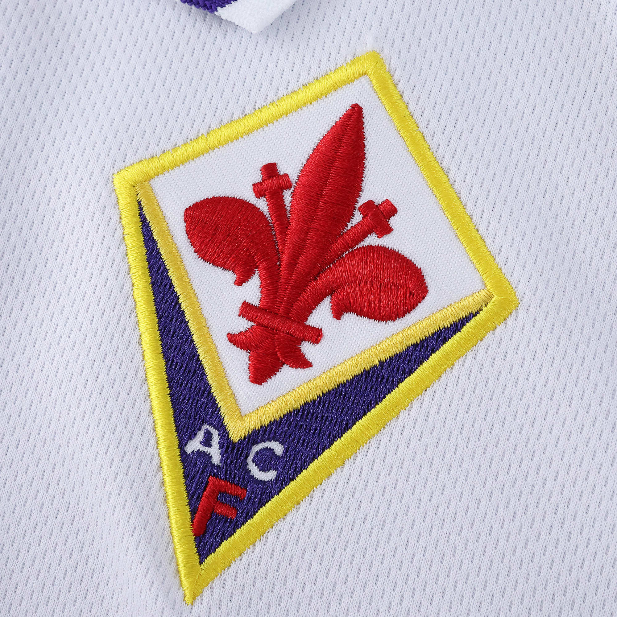 Viola 1999/00 Retro Away Shirt - View 3