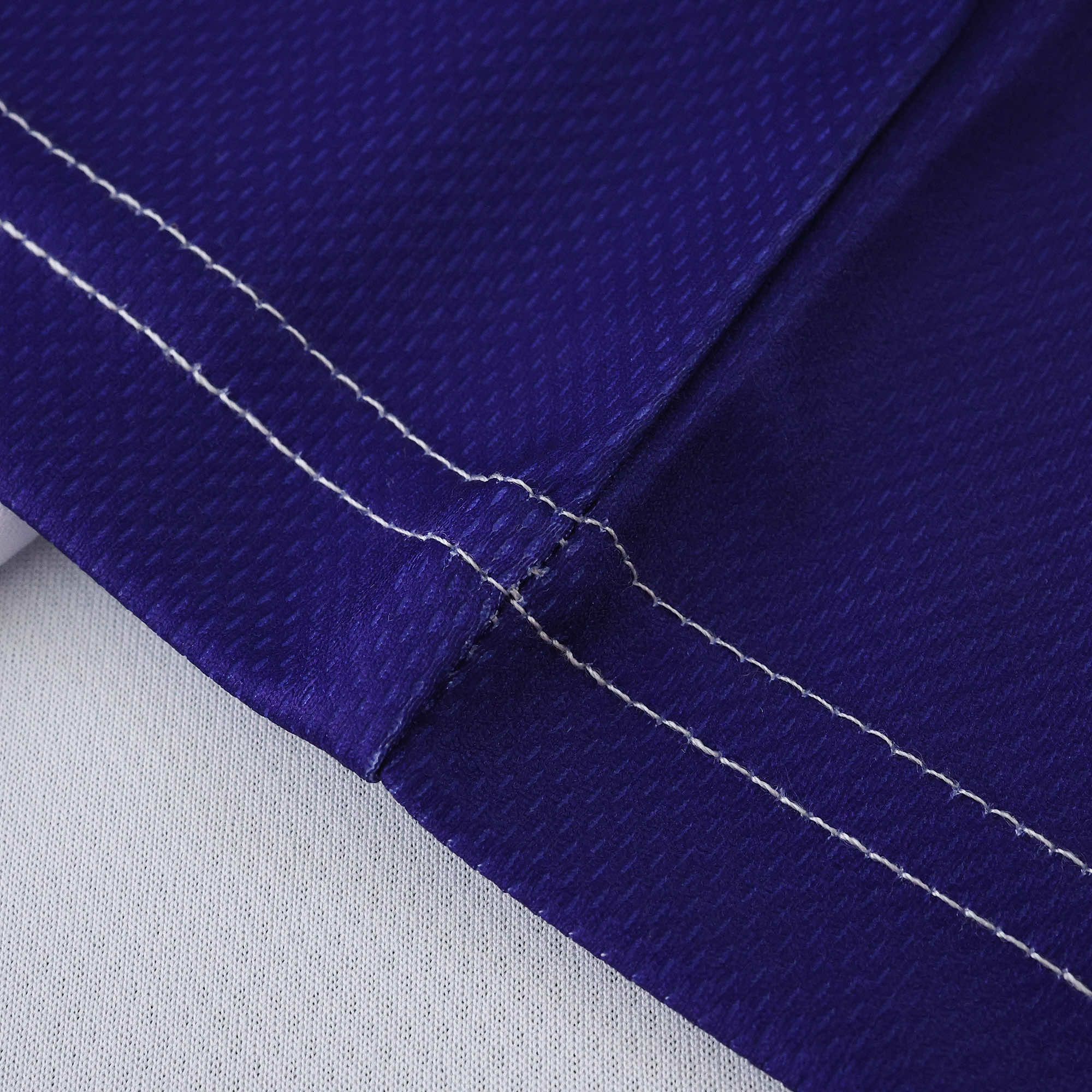 Viola 1999/00 Retro Away Shirt - View 9