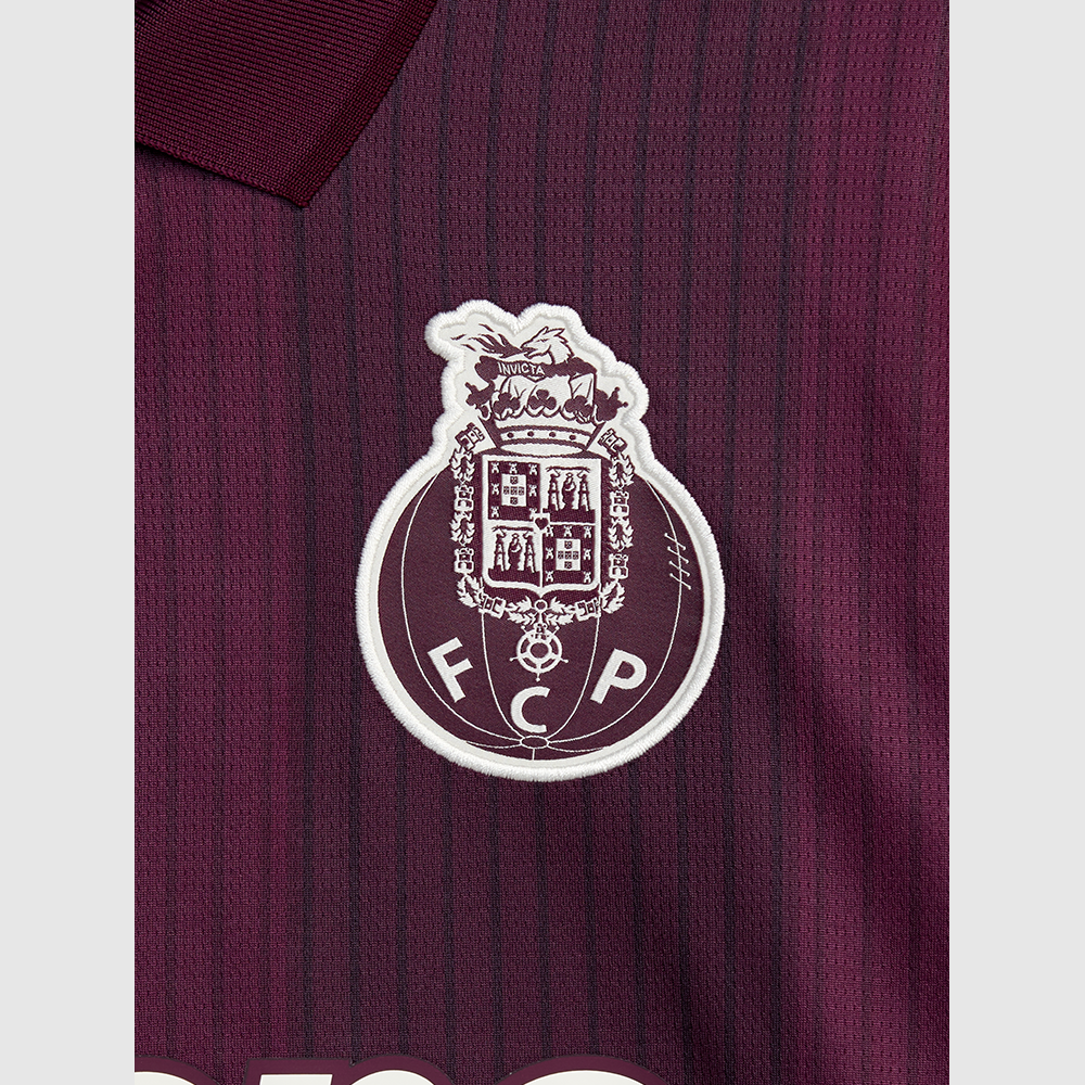 Away 26/27 Player Edition Shirt - Club Crest