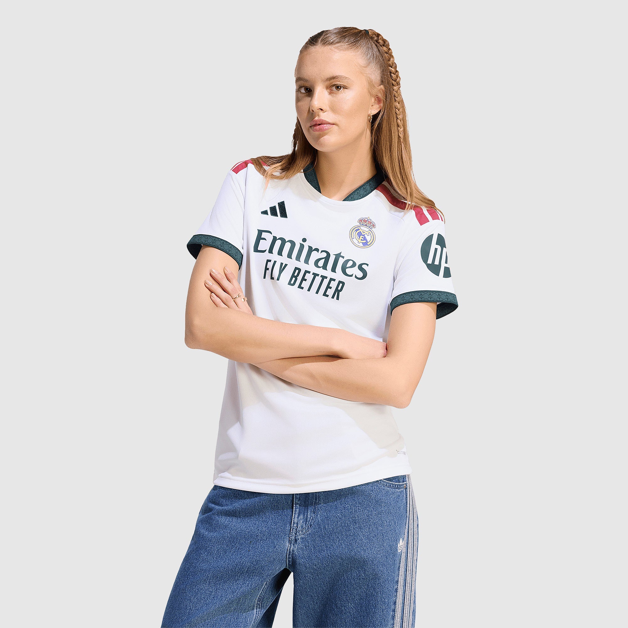 Home 26/27 Women's Shirt - Model Front