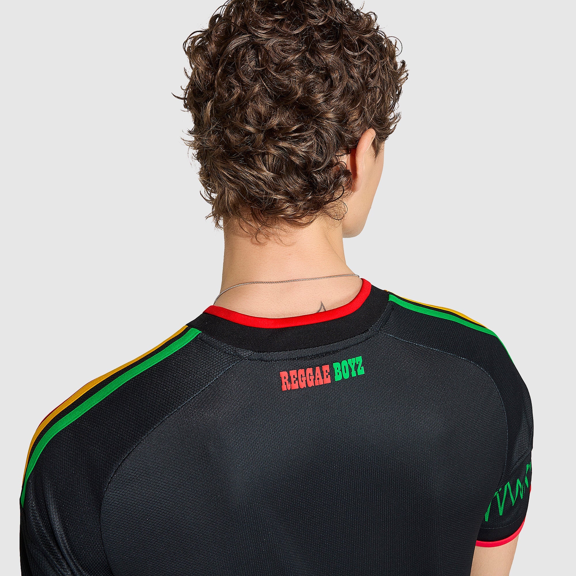 Away 26/27 Men’s Shirt - Detail