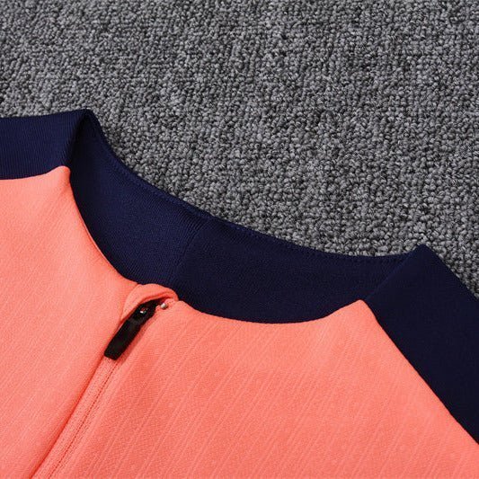 Home 24/25 Tracksuit Kit - Detail