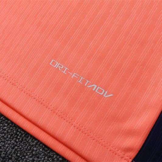 Home 24/25 Tracksuit Kit - Detail