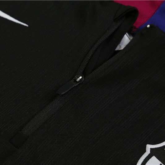 Training 24/25 Tracksuit Kit - Detail