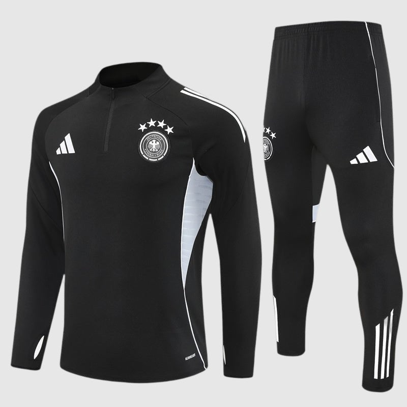 Training 25/26 Tracksuit Kit - Front