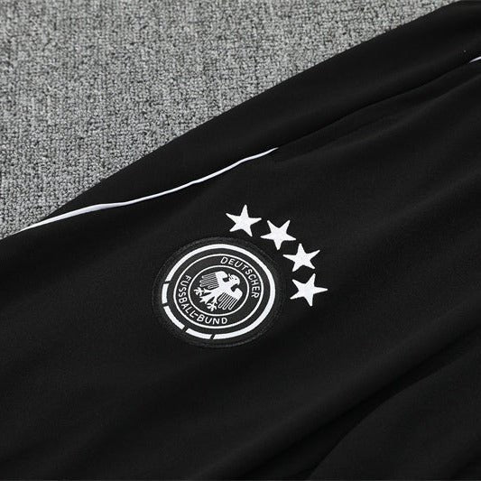 Training 25/26 Tracksuit Kit - Detail