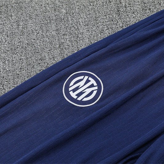 25/26 Tracksuit Kit - Detail