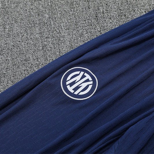 25/26 Tracksuit Kit - Detail