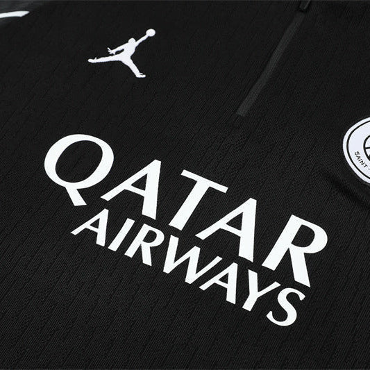 25/26 Tracksuit Kit - Detail