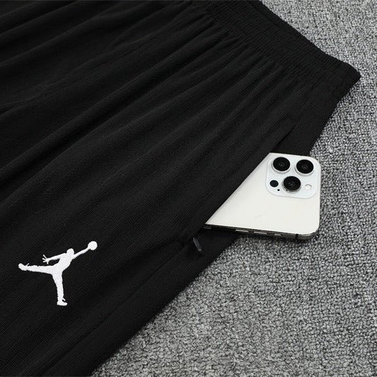 25/26 Tracksuit Kit - Detail