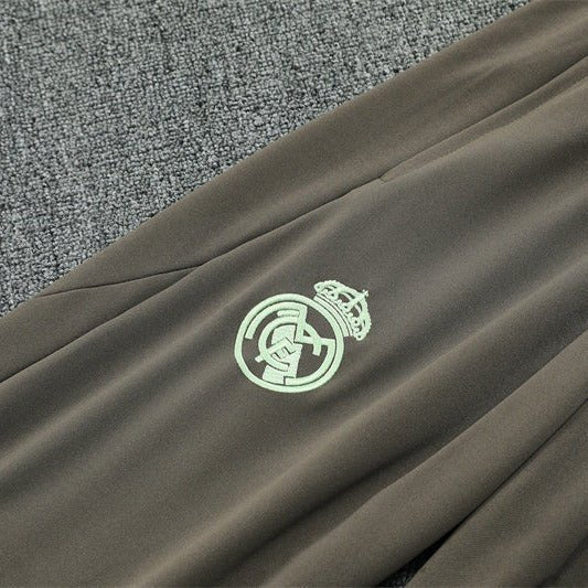 Training 25/26 Tracksuit Kit - Detail