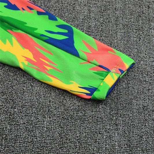 Special Edition Tracksuit Kit - Detail