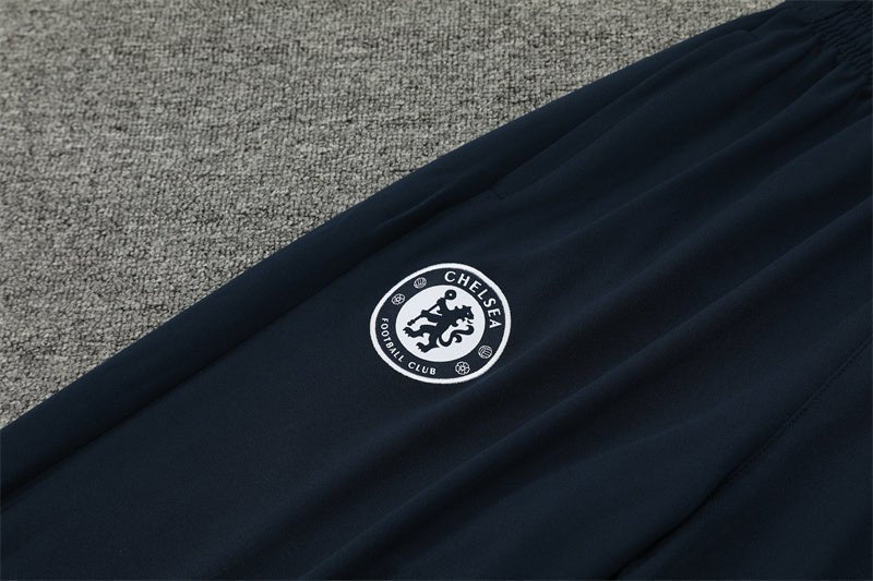 Special Edition Tracksuit Kit - Detail