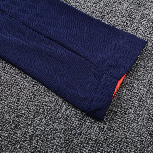 Special Edition Tracksuit Kit - Detail