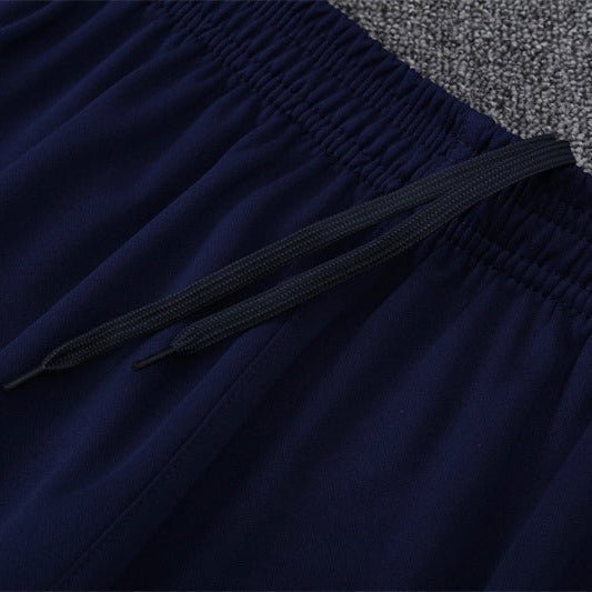 Special Edition Tracksuit Kit - Detail
