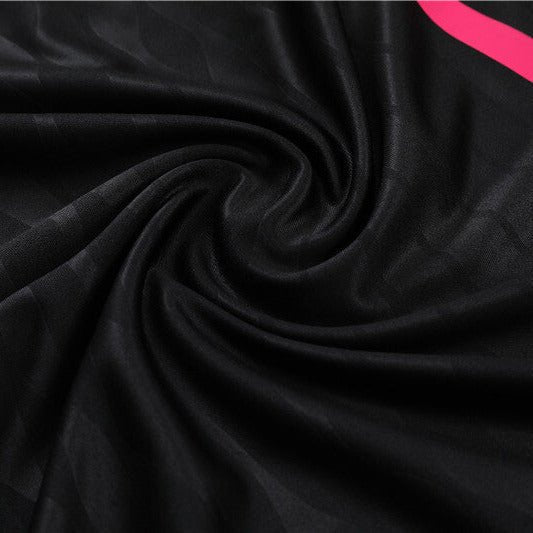 Special Edition Tracksuit Kit - Detail