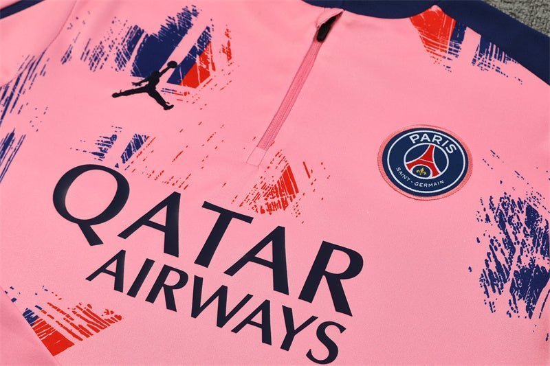 Special Edition Tracksuit Kit - Detail