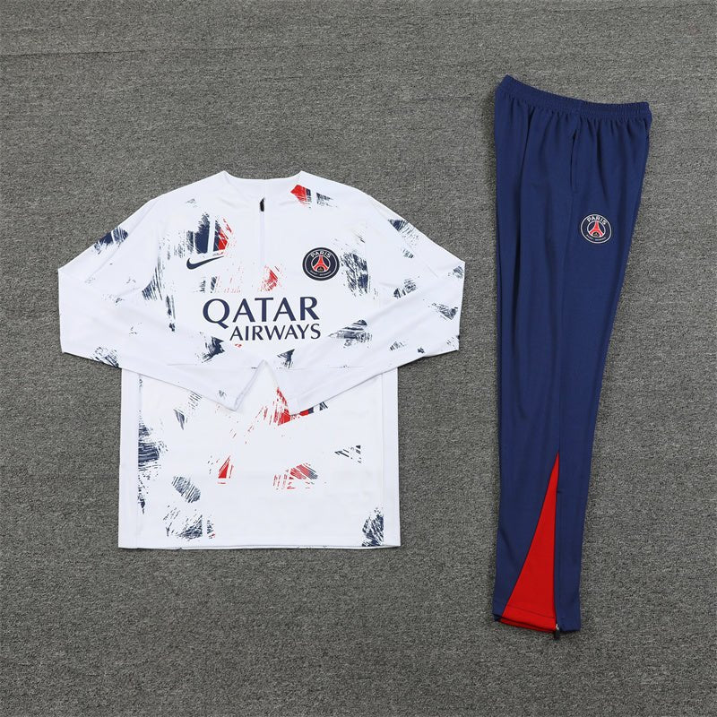 Special Edition Tracksuit Kit - Detail