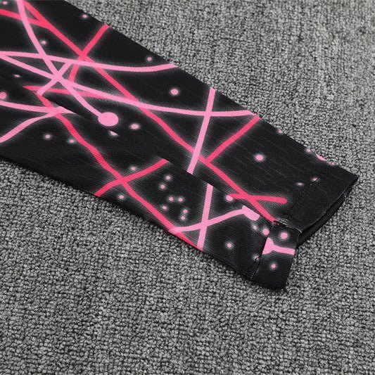 Special Edition Tracksuit Kit - Detail