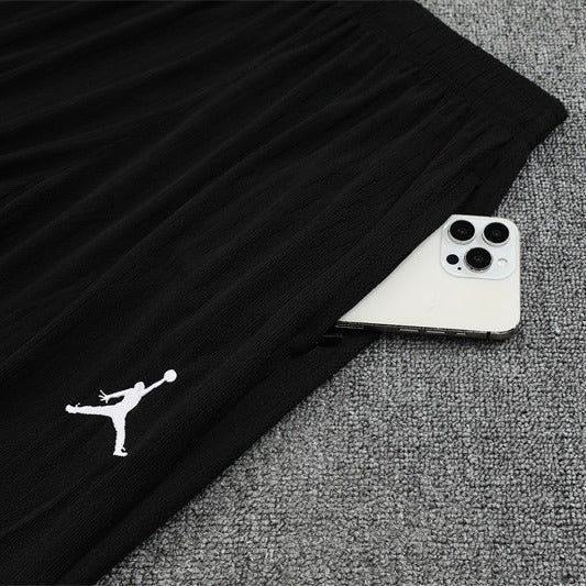 Special Edition Tracksuit Kit - Detail