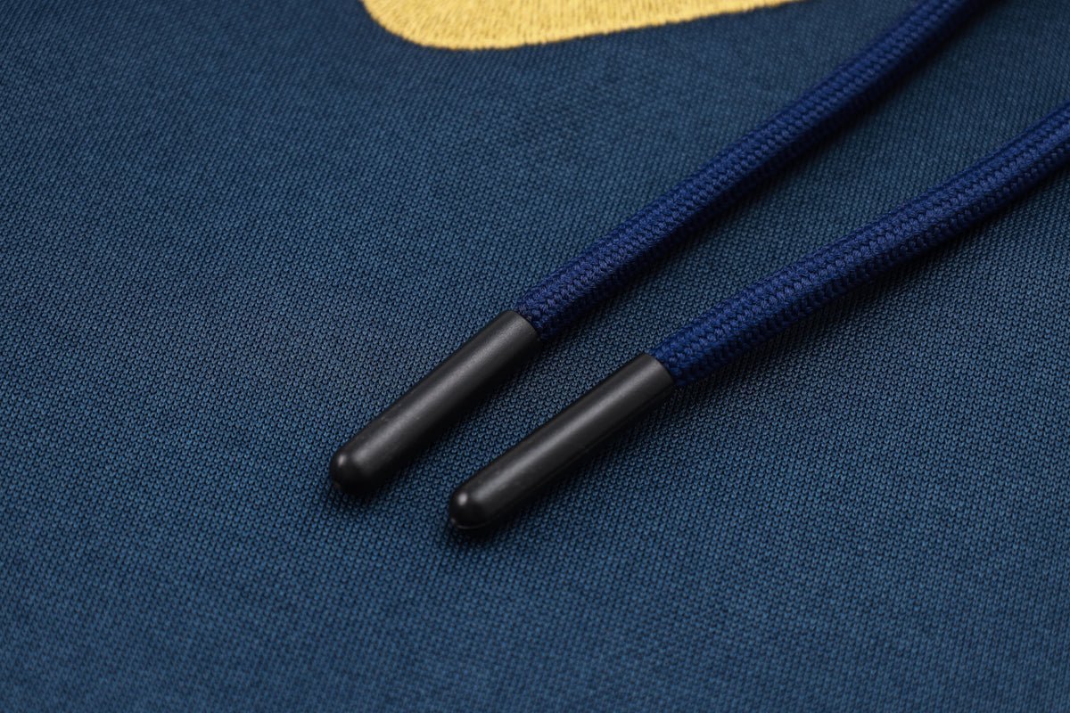 Tracksuit Kit - Detail