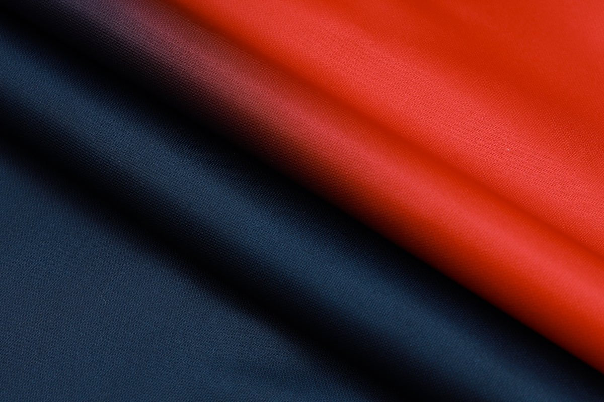 Tracksuit Kit - Detail