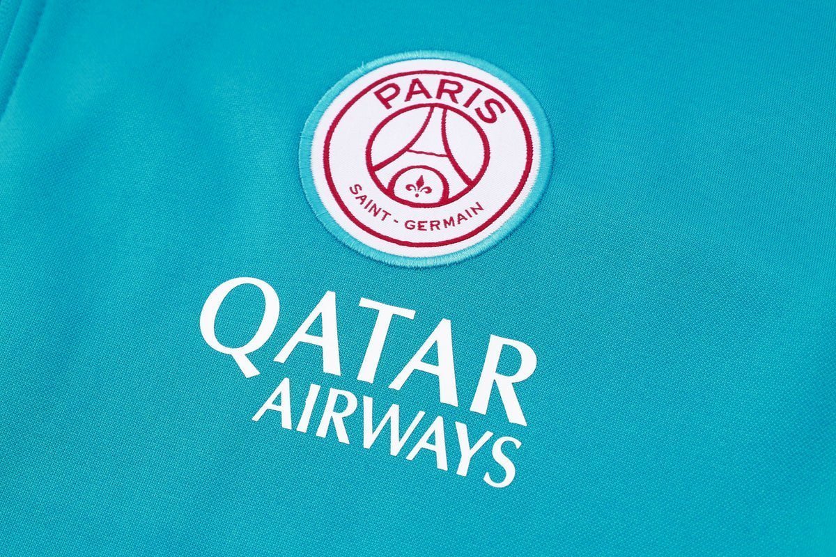 Tracksuit Kit - Detail