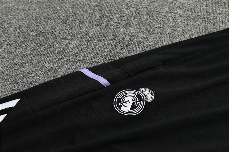 Special Edition Tracksuit Kit - Detail