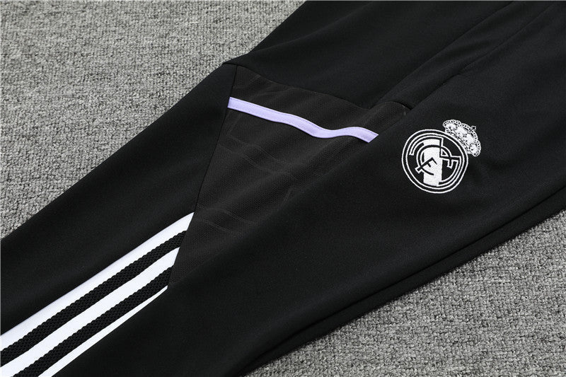 Special Edition Tracksuit Kit - Detail