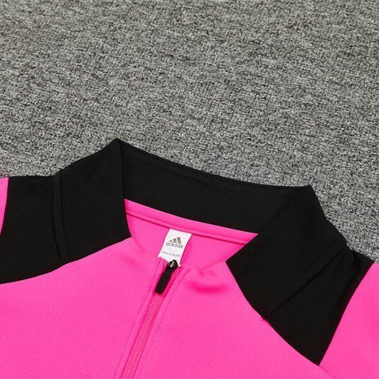 Special Edition Tracksuit Kit - Detail
