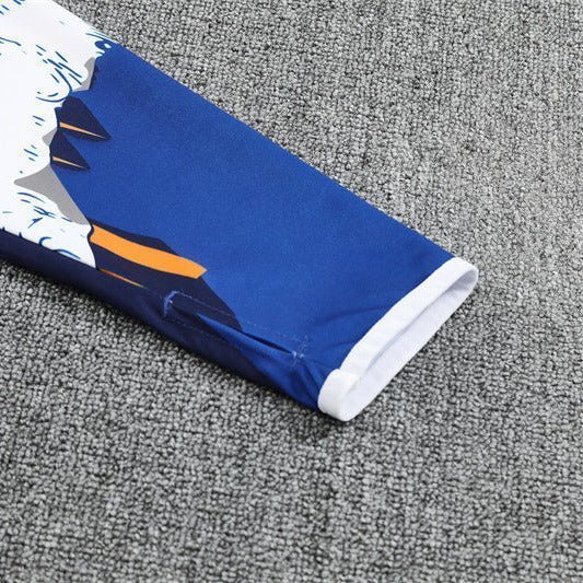 Special Edition Tracksuit Kit - Detail