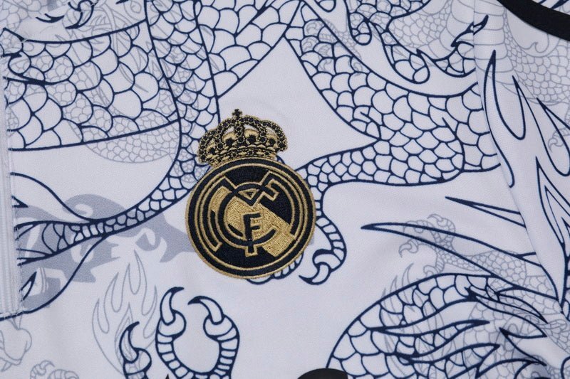 Special Edition Tracksuit Kit - Detail