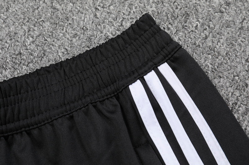 Special Edition Tracksuit Kit - Detail