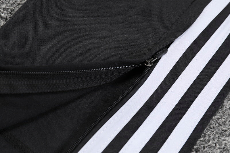 Special Edition Tracksuit Kit - Detail