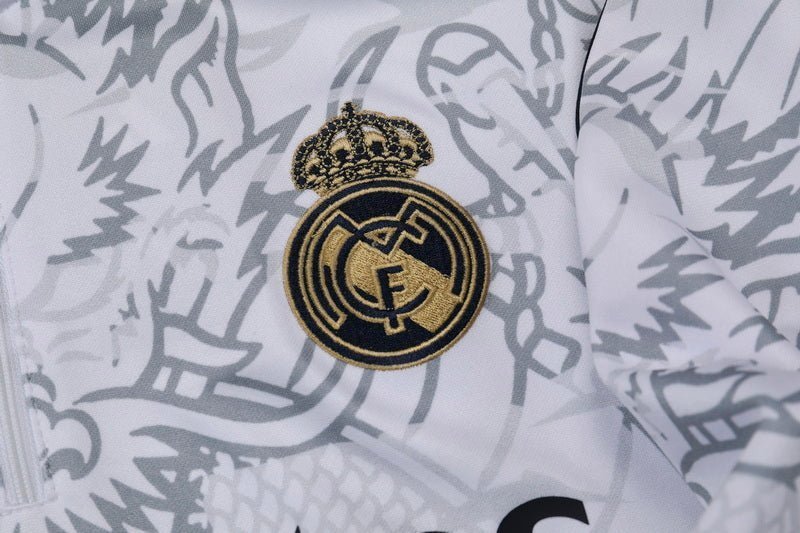 Special Edition Tracksuit Kit - Detail